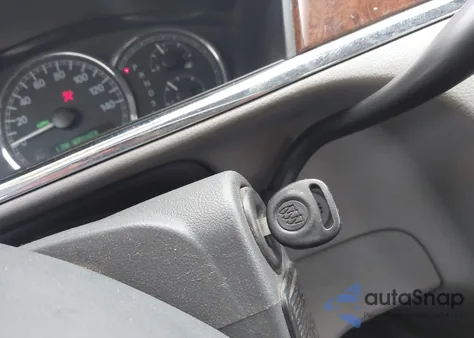 2005 Buick Lacrosse Cxl из США, поврежденный, VIN 2G4WD562851341318